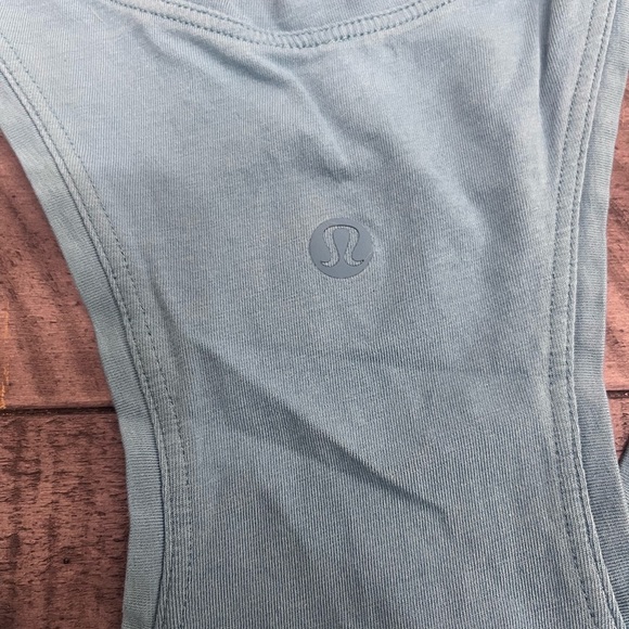 Lululemon Blue Tank - Picture 3 of 4